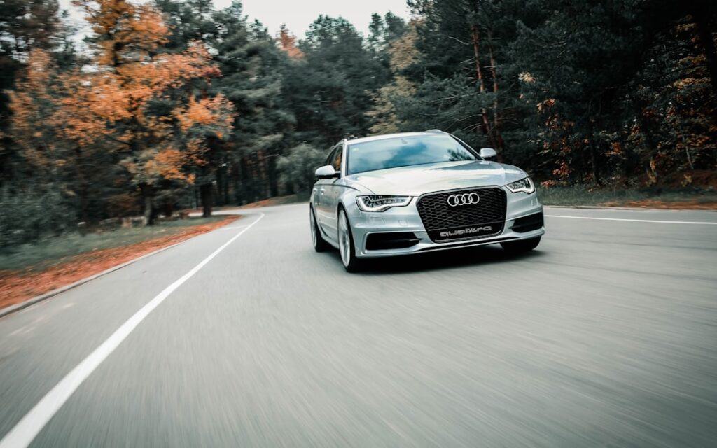 Audi A6 chauffeur vehicle — Jumppy Transport